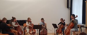 Nastop ljudskih pesmi učencev violončela, Laško, 8.4.2022 10